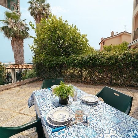 Apartamento La Casa Blu - Free Parking - Sea View - Free Wifi San Remo Exterior foto